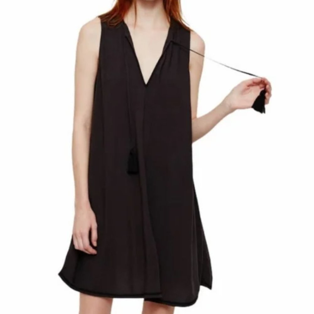 Lou & Grey Sleeveless Mini Swing Dress. Tassel Tie. Large